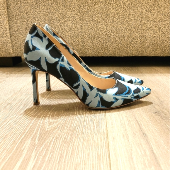 Nine West | Emmala 2 | 3 Tone Blue | Pointed Toe Heels | Size 6 M - Picture 4 of 10